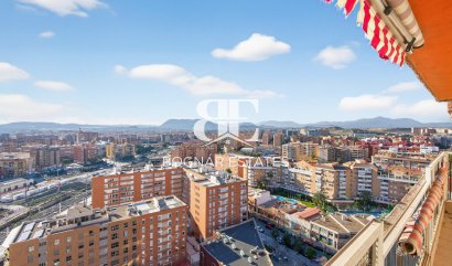 apartment - Herverkoop - Alicante -
                Center