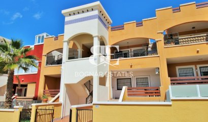 apartment - Resale - Los Altos -
                Los Altos
