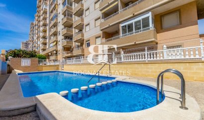 apartment - Resale - Torrevieja -
                Center