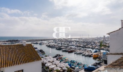 apartment - Wiederverkauf - Marbella - Puerto Banús