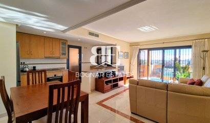 apartment - Wiederverkauf - Orihuela Costa - Villamartín