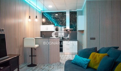 apartment - Wiederverkauf - Torrevieja - La Mata