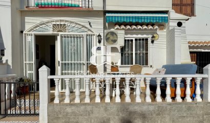 apartment - Wiederverkauf - Torrevieja -
                Los Balcones