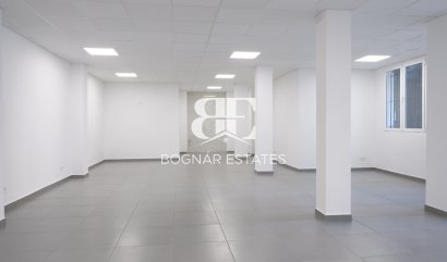 Commercial - Resale - Torrevieja -
                Center