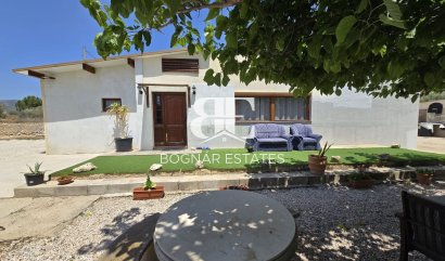 Country House - Herverkoop - Sax -
                Sax