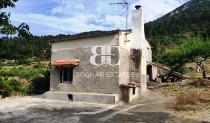 Country House - Wiederverkauf - Penáguila -
                Penáguila
