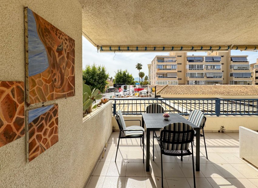 Herverkoop - apartment -
Albir - Centro