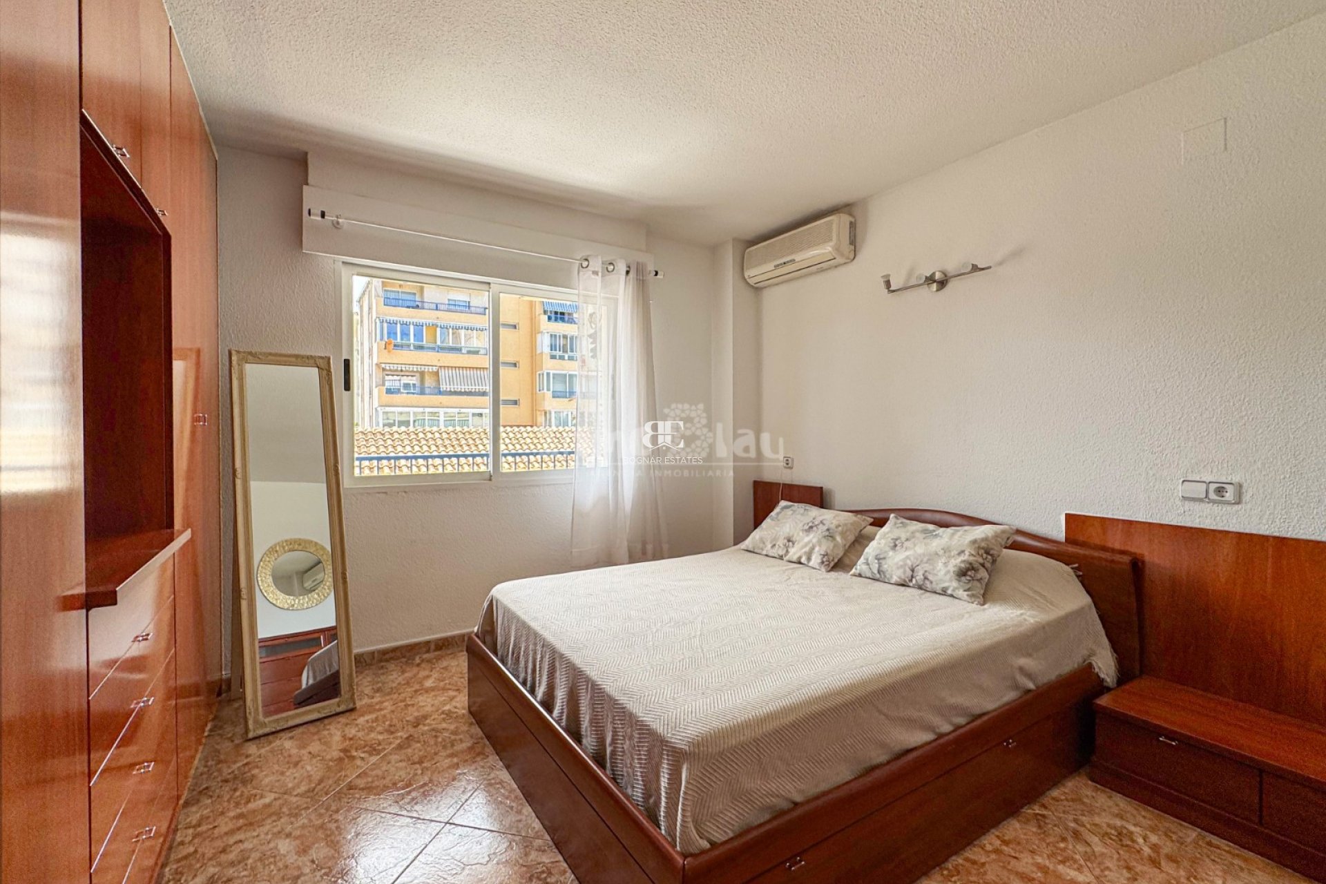 Herverkoop - apartment -
Albir - Centro