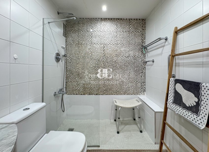 Herverkoop - apartment -
Albir - Centro