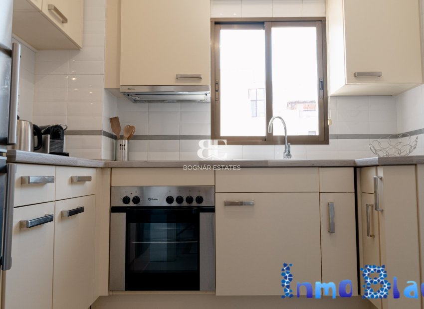 Herverkoop - apartment -
Albir - Centro