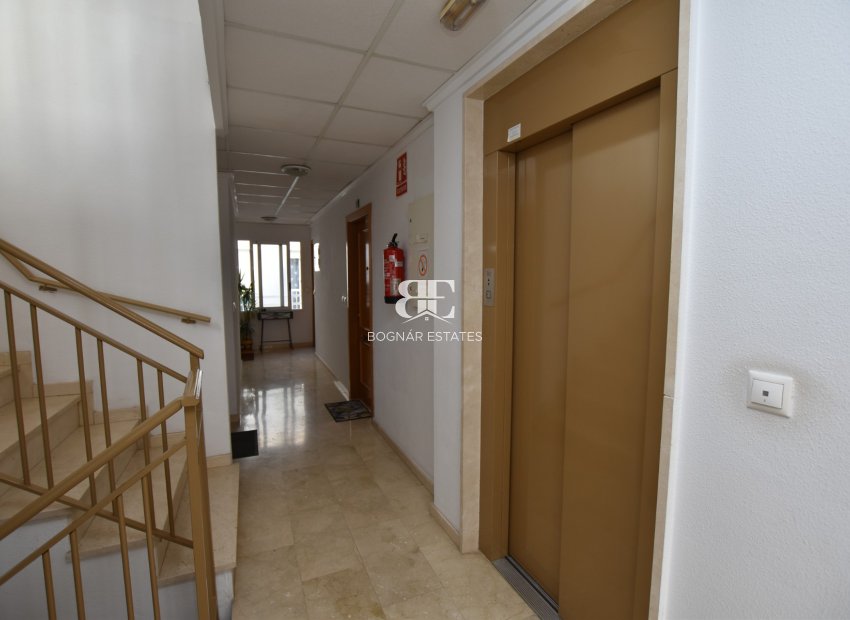 Herverkoop - apartment -
Algorfa - Village