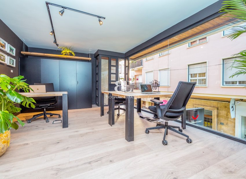 Herverkoop - apartment -
Alicante - Alicante centro