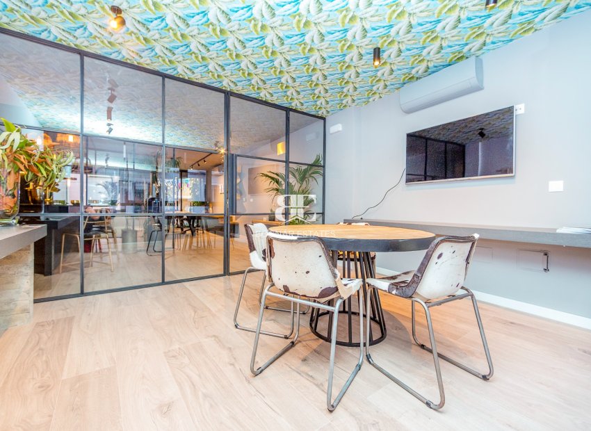 Herverkoop - apartment -
Alicante - Alicante centro