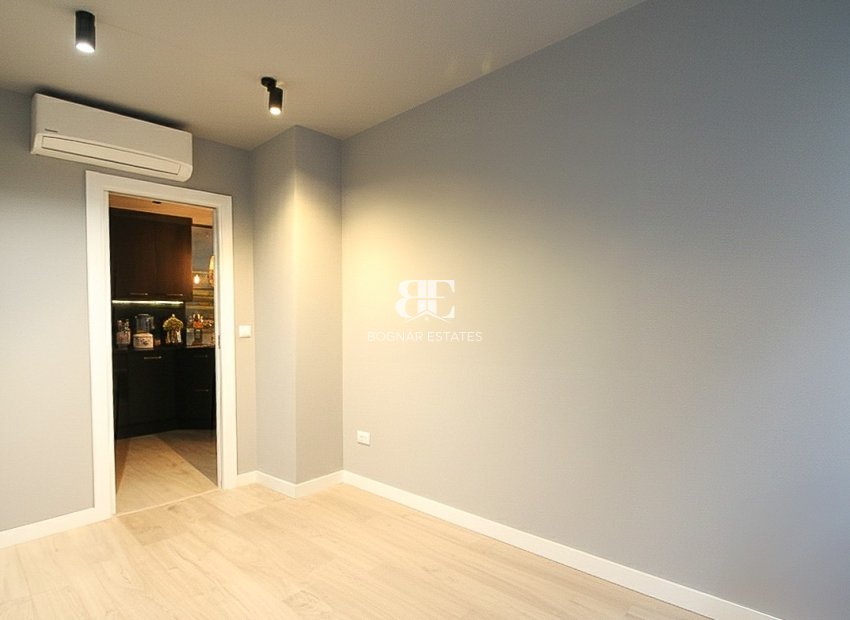 Herverkoop - apartment -
Alicante - Alicante centro