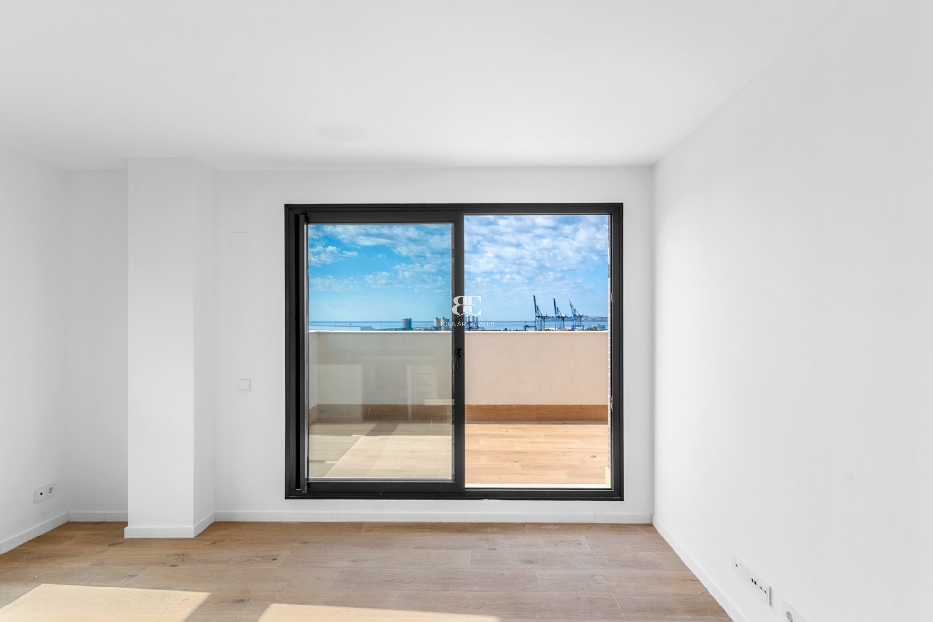 Herverkoop - apartment -
Alicante - Benalua