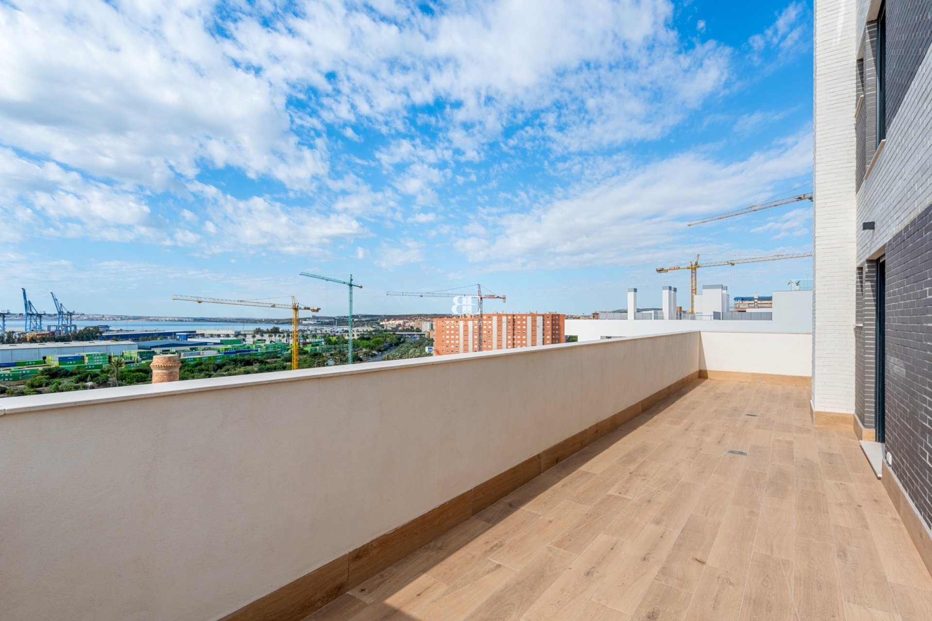 Herverkoop - apartment -
Alicante - Benalua