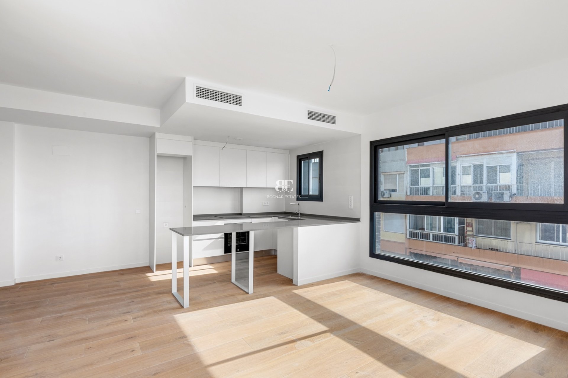 Herverkoop - apartment -
Alicante - Benalua