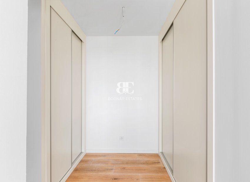Herverkoop - apartment -
Alicante - Benalua