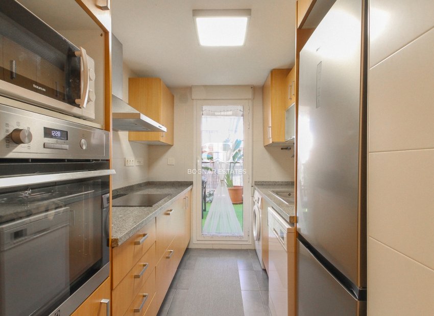 Herverkoop - apartment -
Alicante - Carolinas Altas