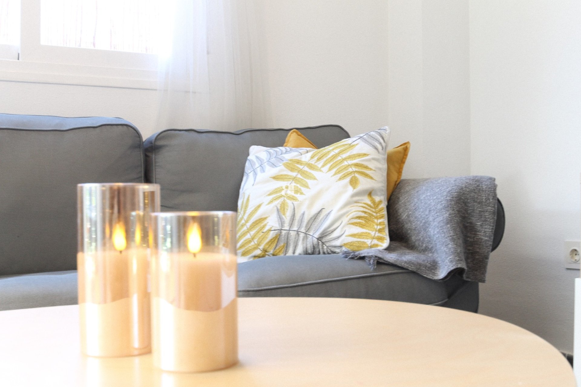 Herverkoop - apartment -
Alicante - Carolinas Altas