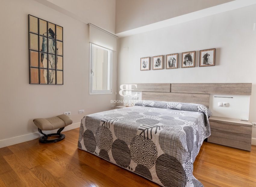 Herverkoop - apartment -
Alicante - Center