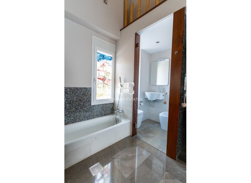 Herverkoop - apartment -
Alicante - Center