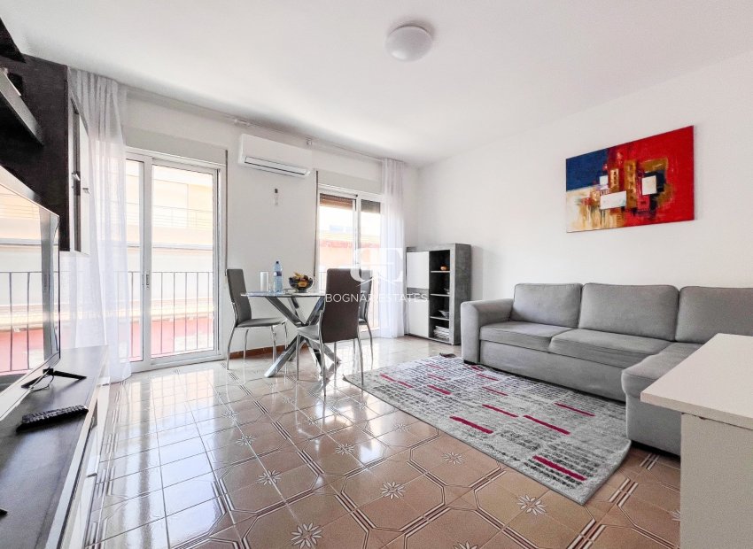 Herverkoop - apartment -
Alicante - Center