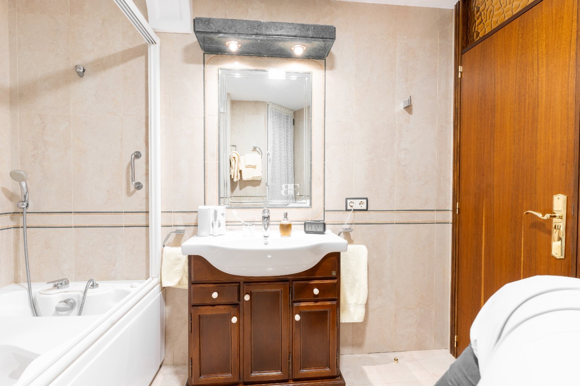Herverkoop - apartment -
Alicante - - Centro  -