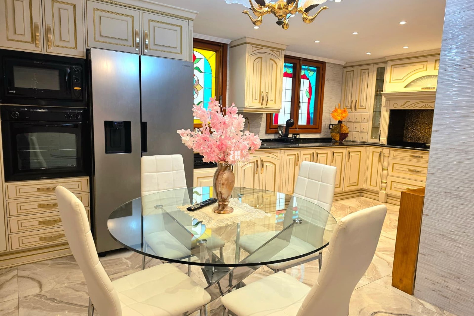 Herverkoop - apartment -
Alicante - Centro