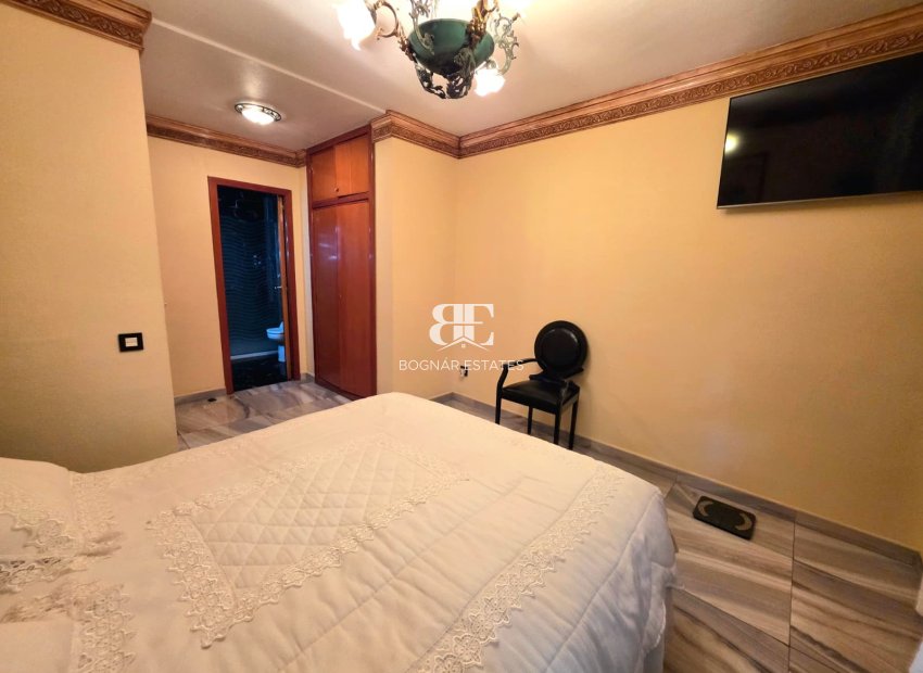 Herverkoop - apartment -
Alicante - Centro