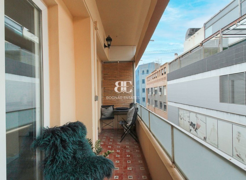 Herverkoop - apartment -
Alicante - - Centro  -