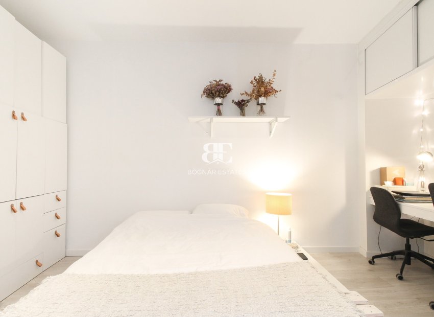 Herverkoop - apartment -
Alicante - - Centro  -