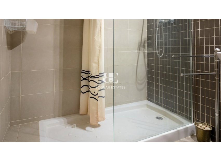 Herverkoop - apartment -
Alicante - Garbinet