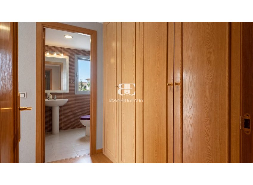 Herverkoop - apartment -
Alicante - Garbinet