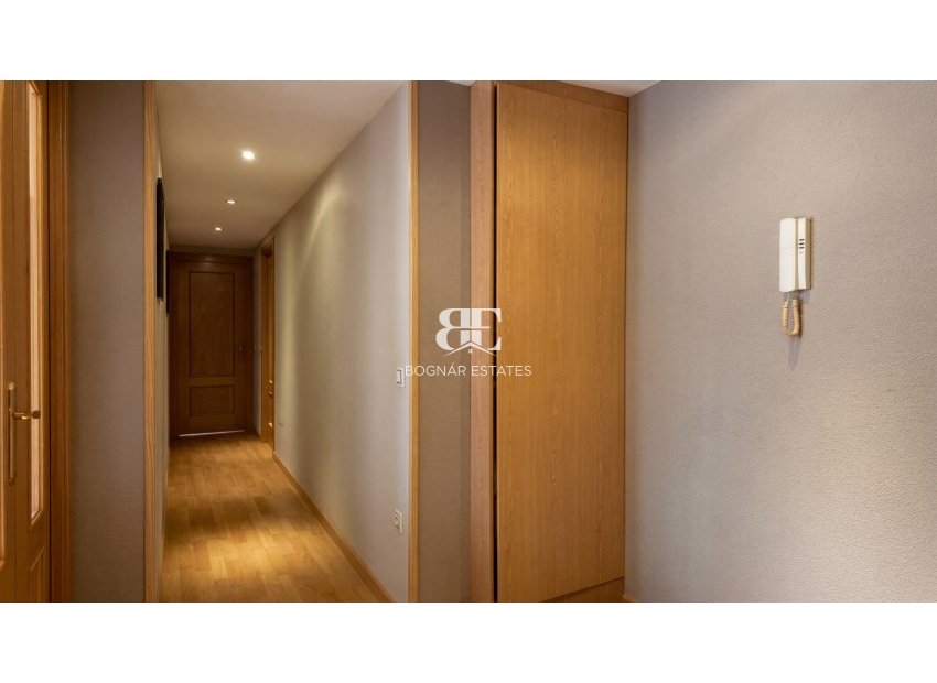 Herverkoop - apartment -
Alicante - Garbinet