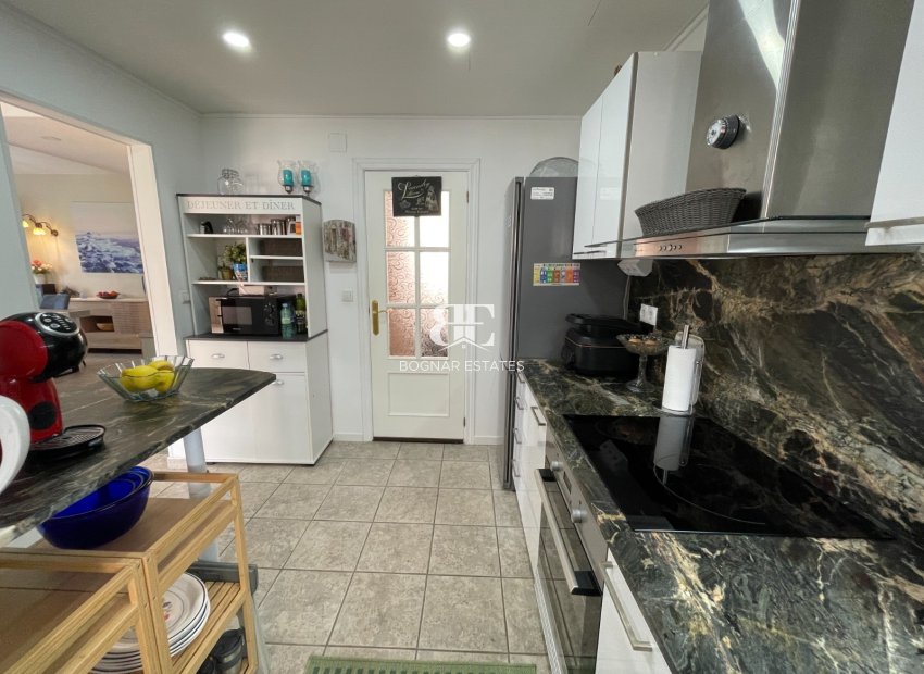 Herverkoop - apartment -
Almoradí - Center