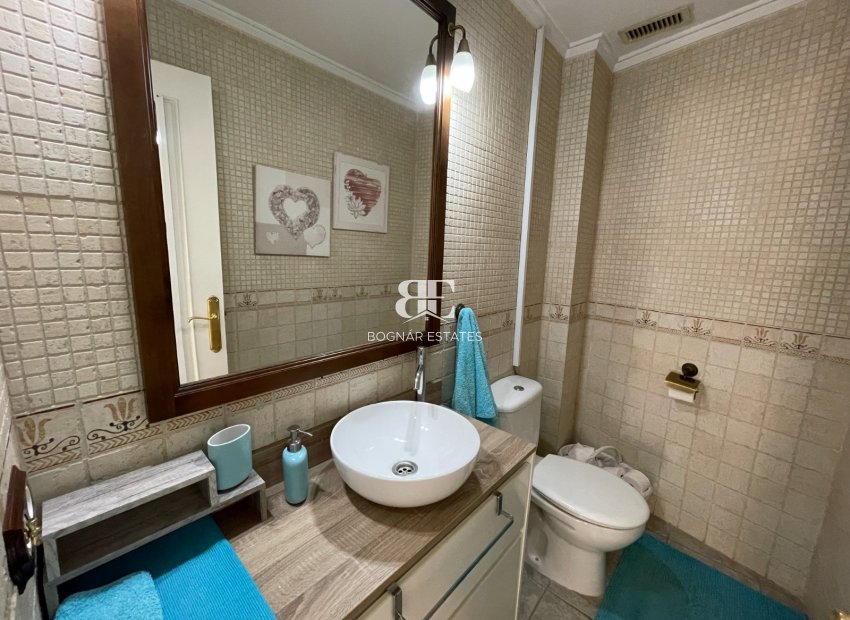 Herverkoop - apartment -
Almoradí - Centro