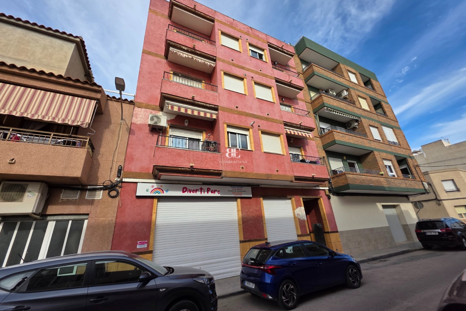 Herverkoop - apartment -
Almoradí - Centro