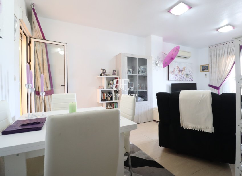 Herverkoop - apartment -
Almoradí