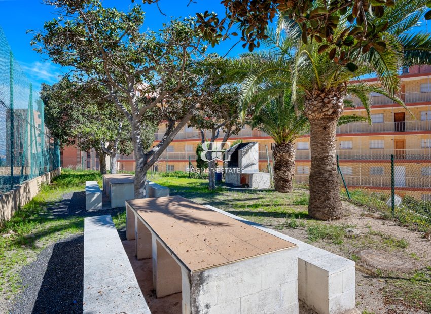 Herverkoop - apartment -
Arenales del Sol - Segunda linea playa