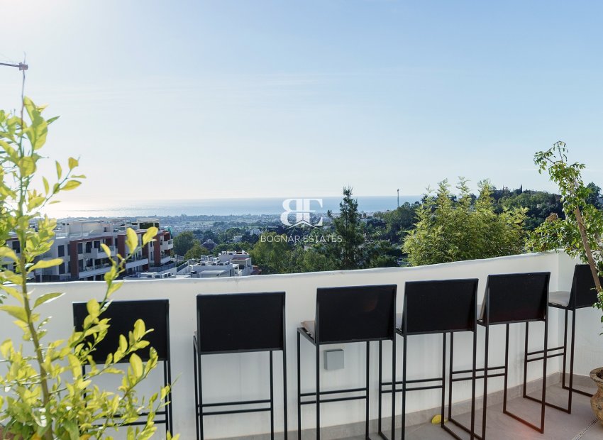 Herverkoop - apartment -
Benahavis - La Quinta