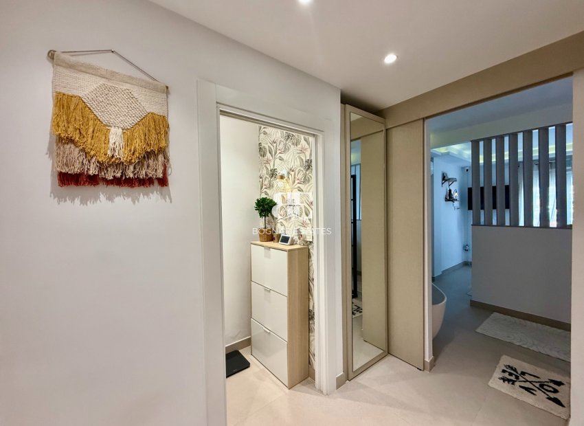 Herverkoop - apartment -
Benahavis - La Quinta