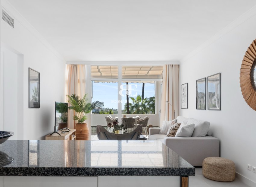 Herverkoop - apartment -
Benahavis - La Quinta