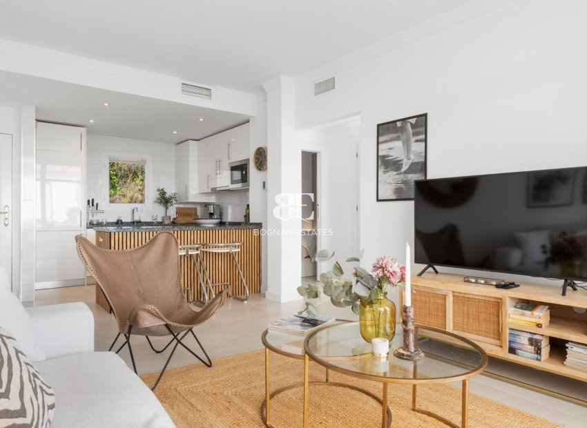 Herverkoop - apartment -
Benahavis - La Quinta