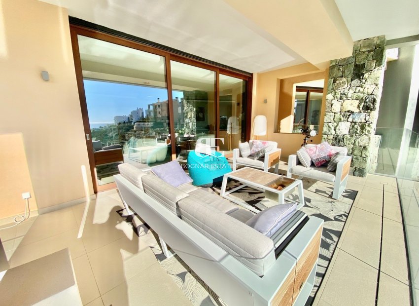 Herverkoop - apartment -
Benahavis - La Quinta