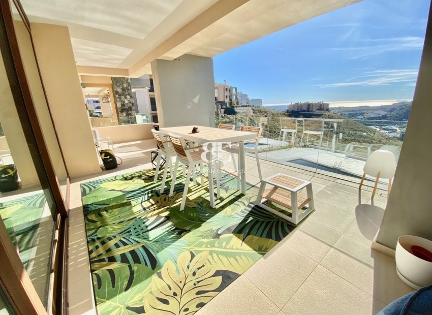Herverkoop - apartment -
Benahavis - La Quinta