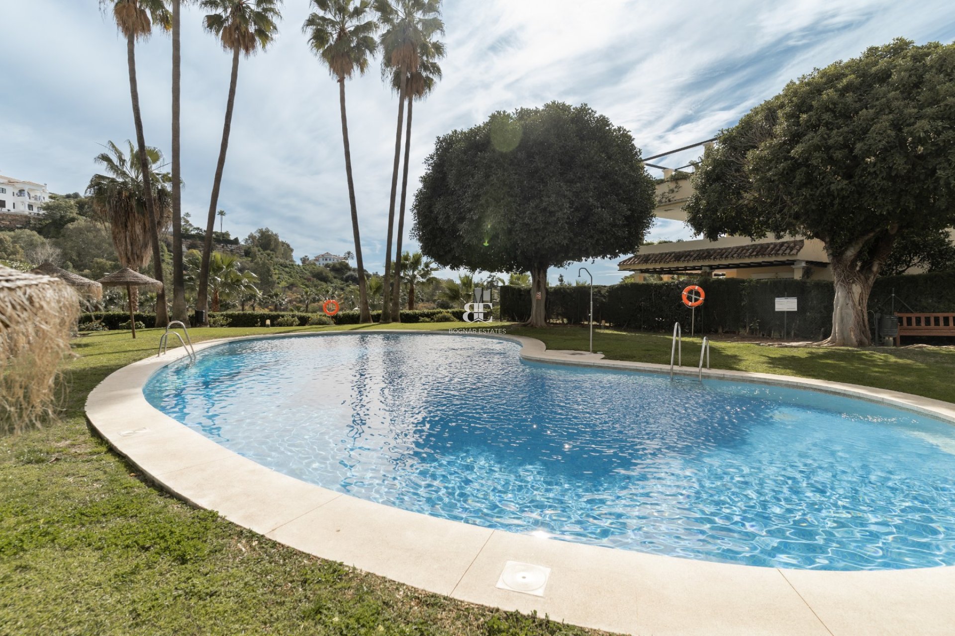 Herverkoop - apartment -
Benahavis - La Quinta
