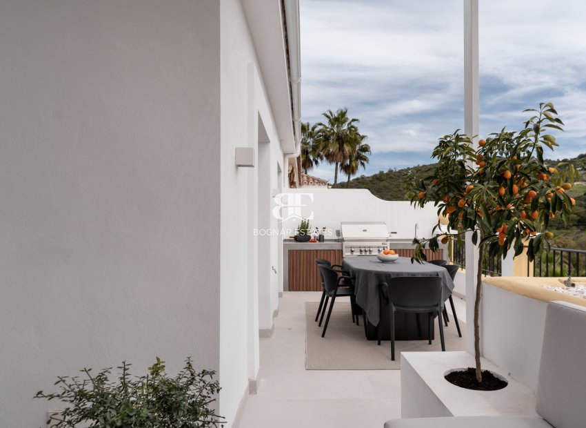 Herverkoop - apartment -
Benahavis - La Quinta