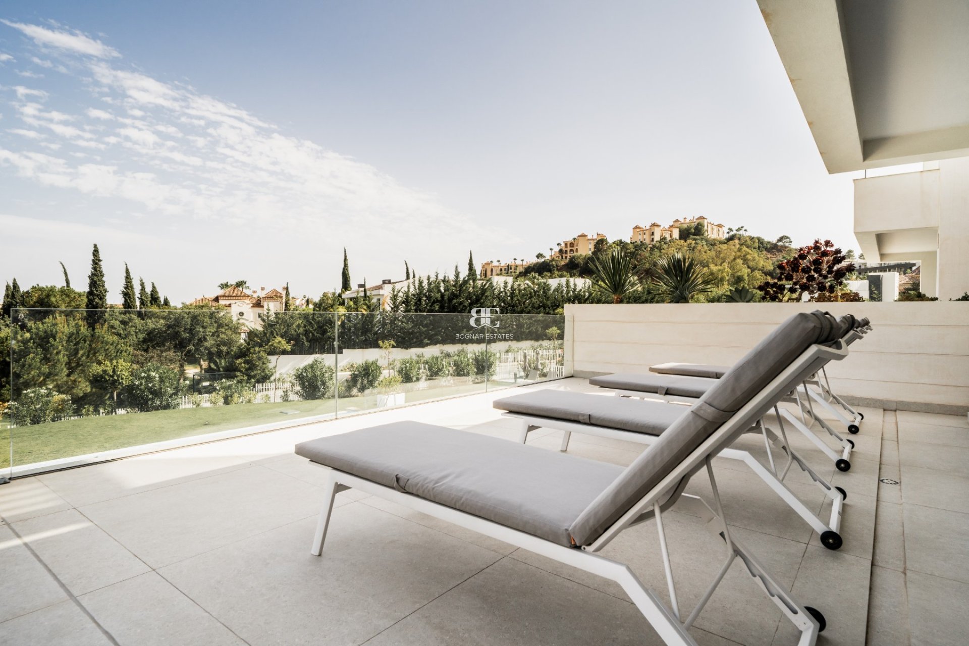 Herverkoop - apartment -
Benahavis - La Quinta