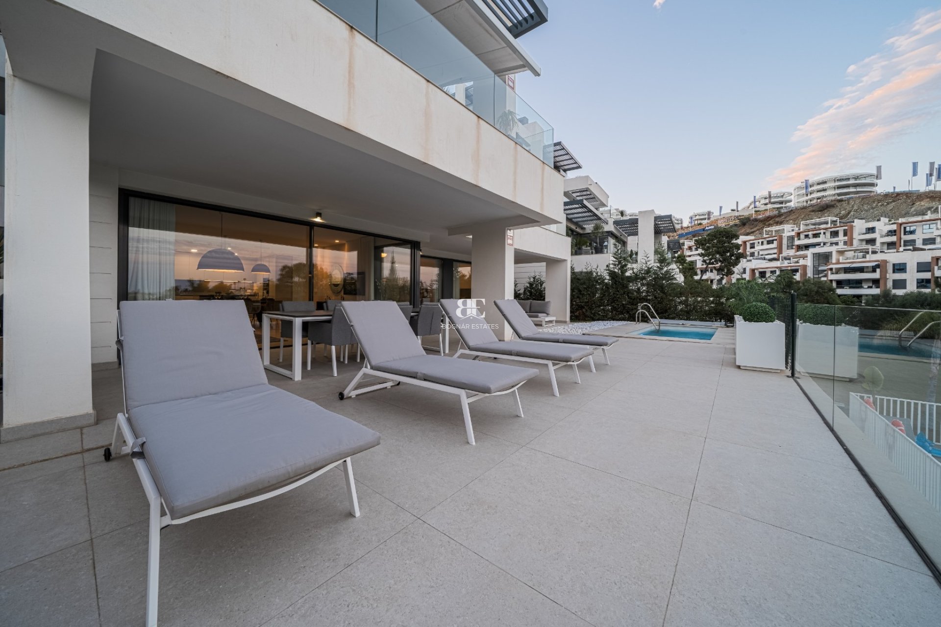 Herverkoop - apartment -
Benahavis - La Quinta